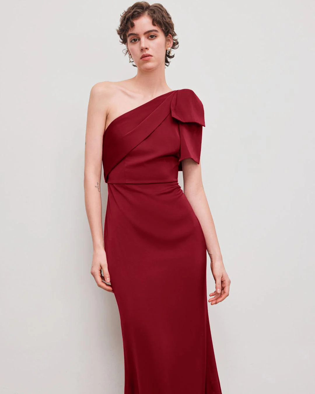 Asymmetrical Neck Bowknot Maxi Dress In Burgundy - Image 3
