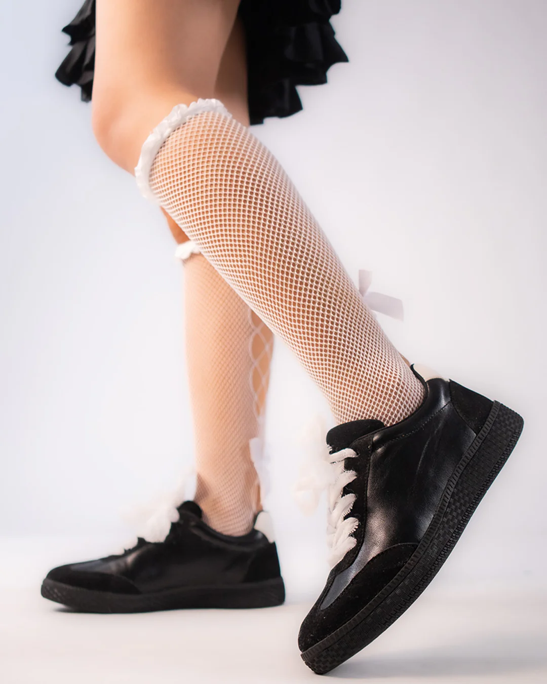 Classic Lace-Up Canvas Shoes In Black - Image 3