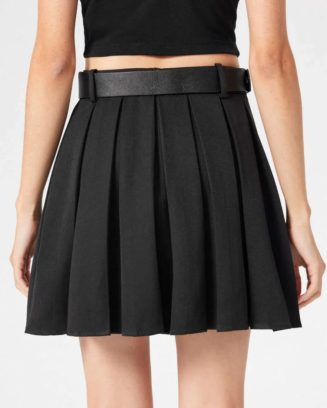 Korean Style High Waist Pleated Black Skirt - Image 4