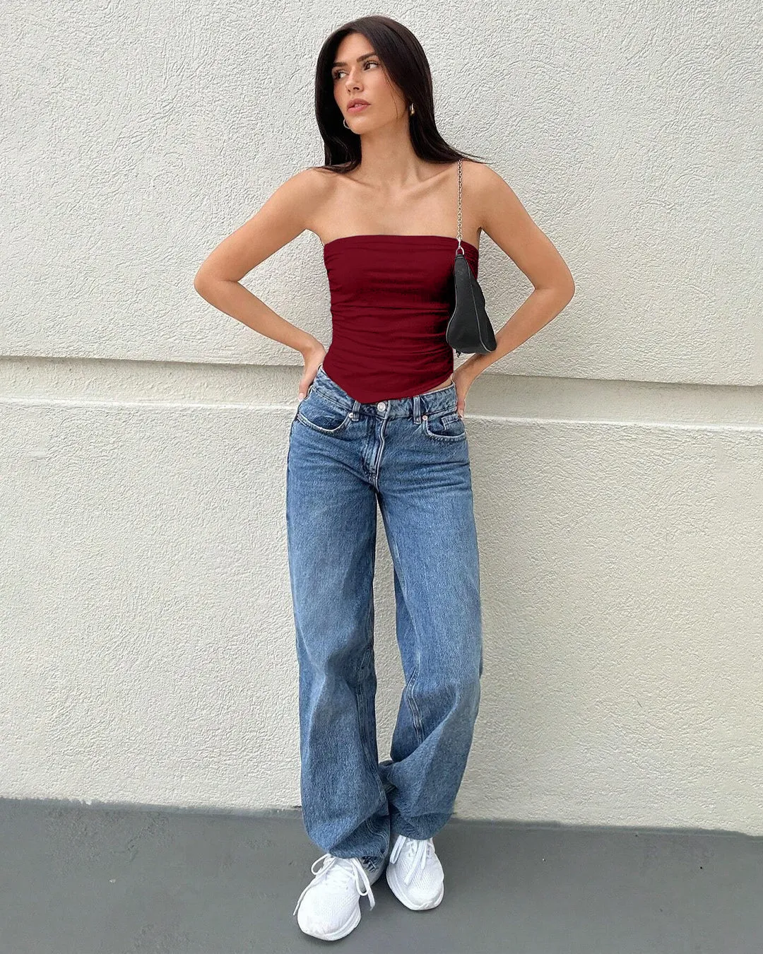 Sleek Fit Strapless Tube Top Burgundy - Image 3