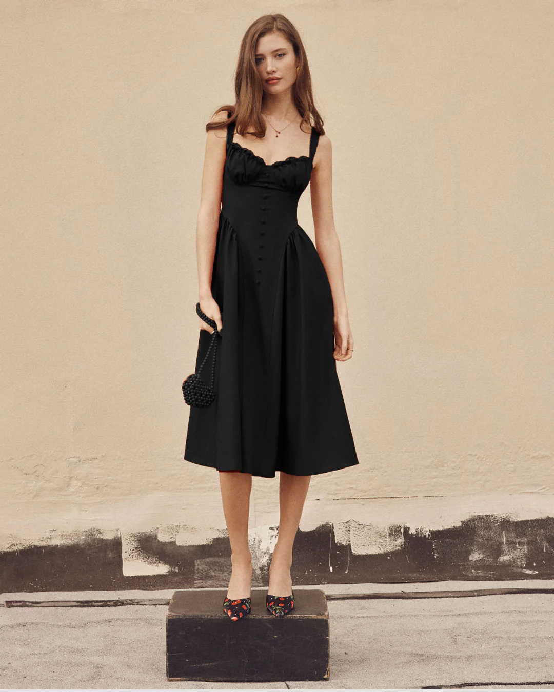 Sweetheart Neckline Ruffled Lace Up Flared Maxi Dress in Black - Image 3