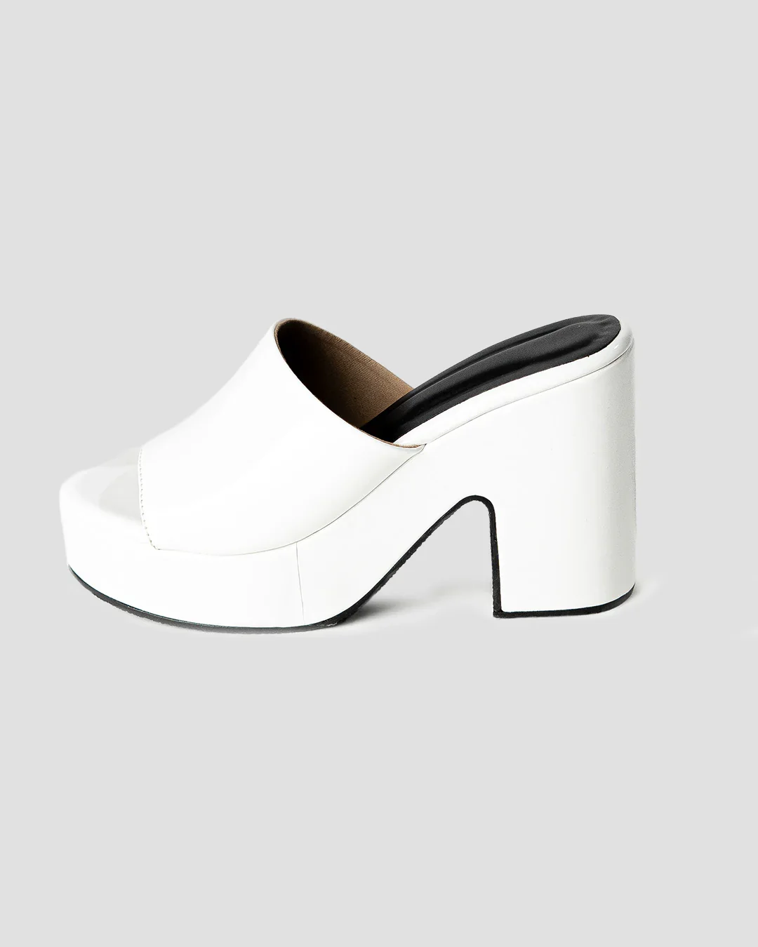 Vintage Peep Toe High Heel Shoes In White - Image 5